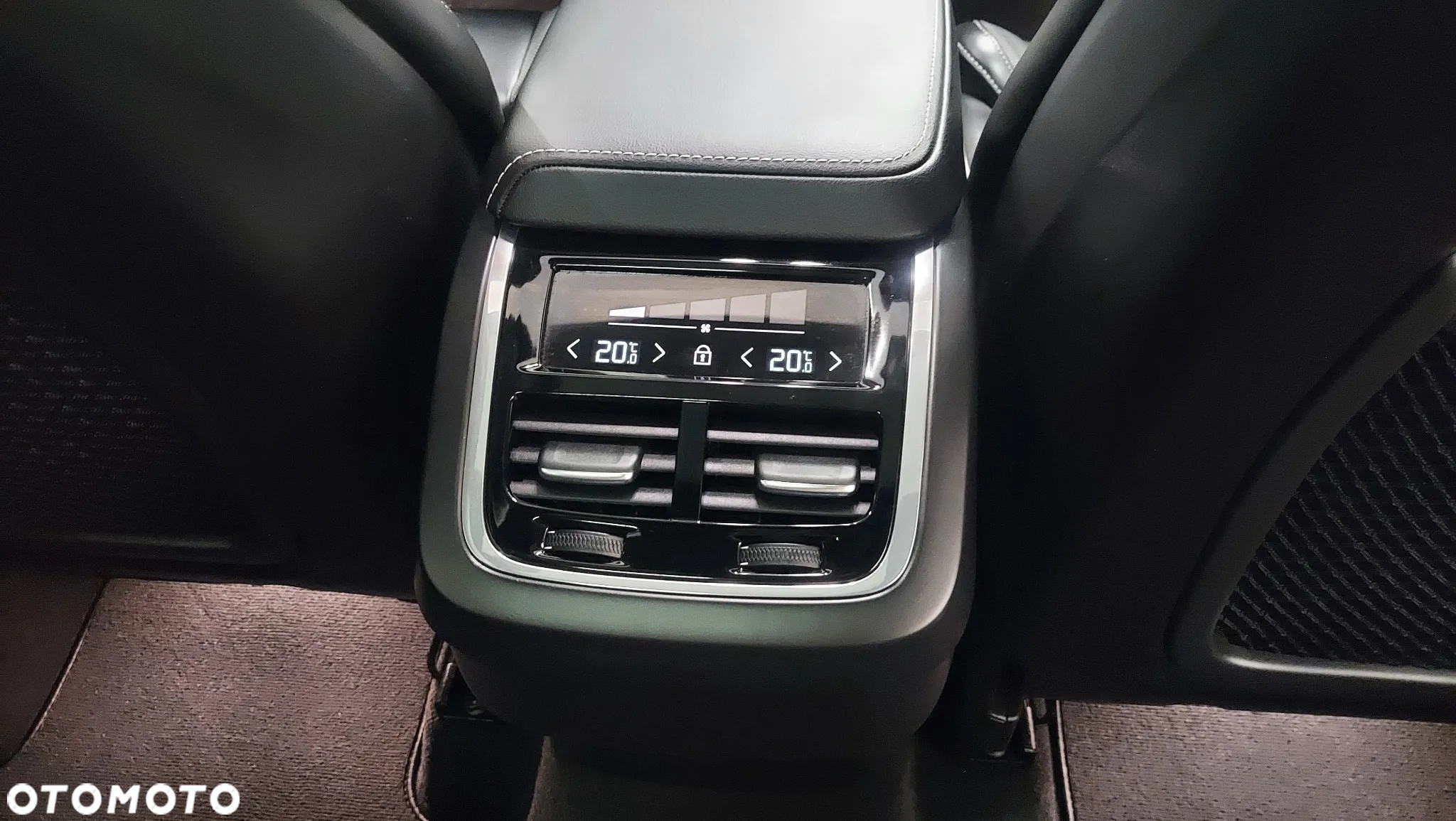 Volvo XC 60 B4 D AWD Geartronic RDesign - 18