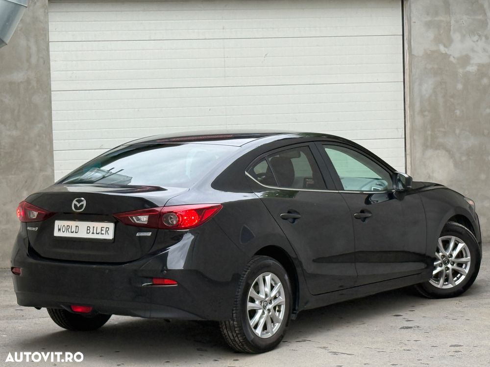 Mazda 3 - 4