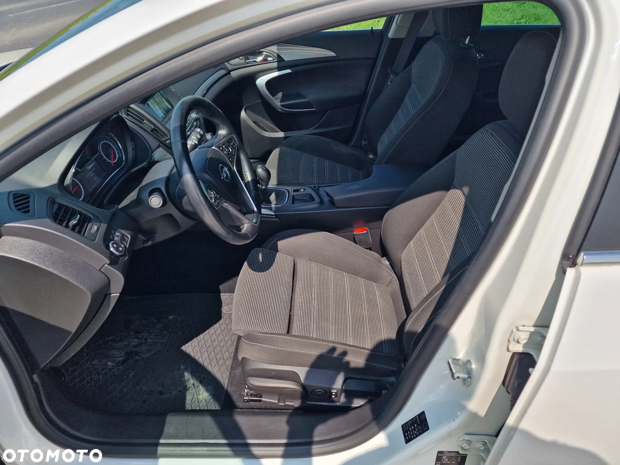 Opel Insignia 2.0 CDTI Sports Tourer ecoFLEXStart/Stop Business Edition - 16