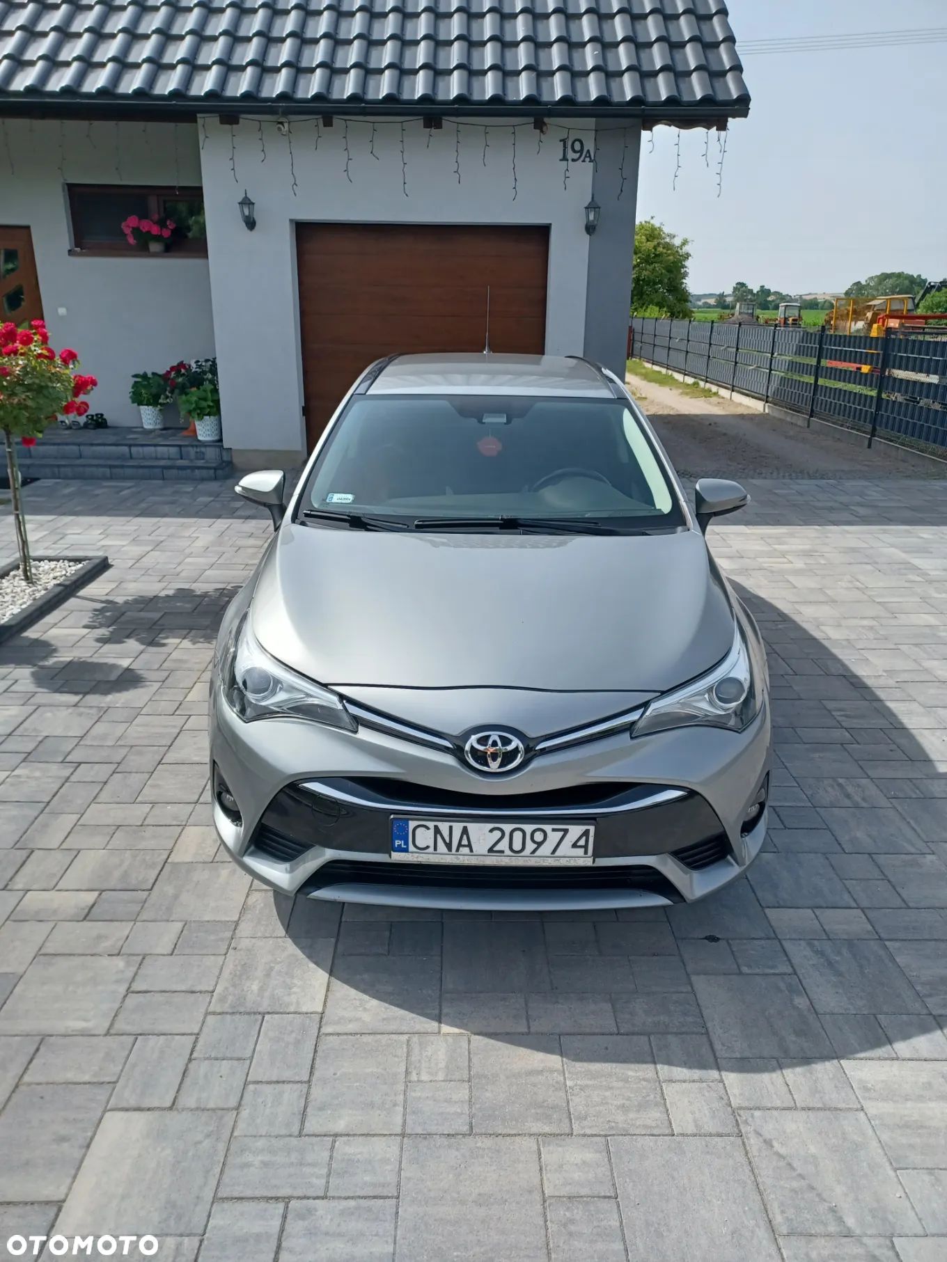 Toyota Avensis 2.0 D-4D Prestige - 1