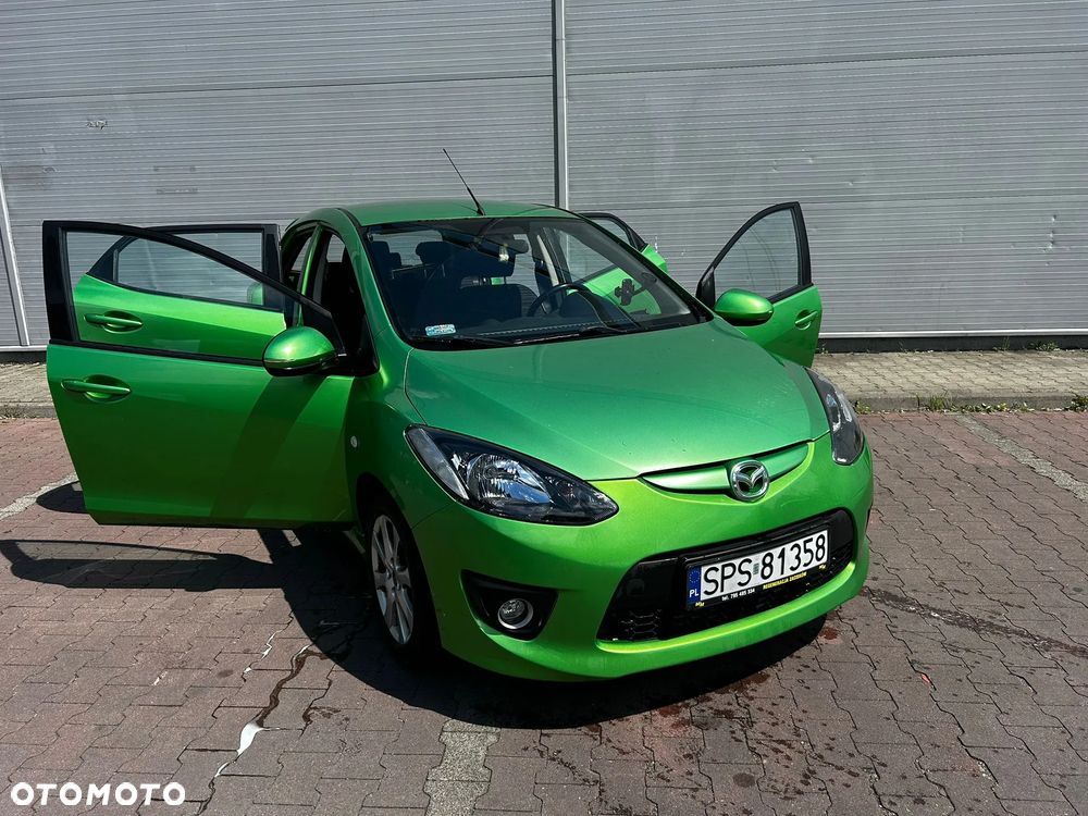 Mazda 2 - 6
