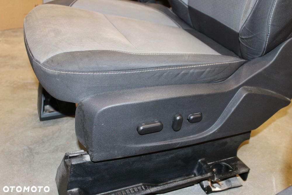 KOMPLET FOTELE PRZÓD TYŁ MATERIAŁOWE GRZANE FORD ESCAPE MK3 III LIFT - 11
