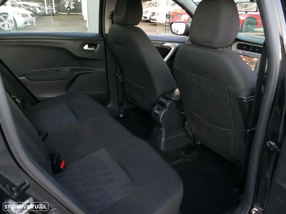 Citroën C-Elysée 1.5 BlueHDi Shine - 31
