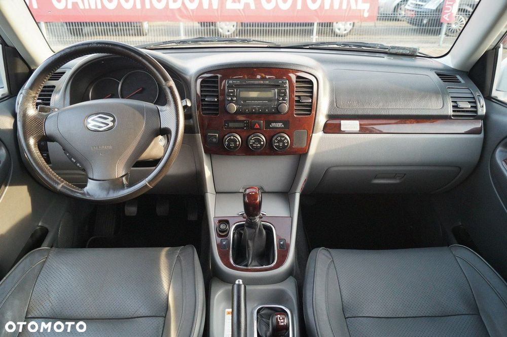 Suzuki Grand Vitara - 15