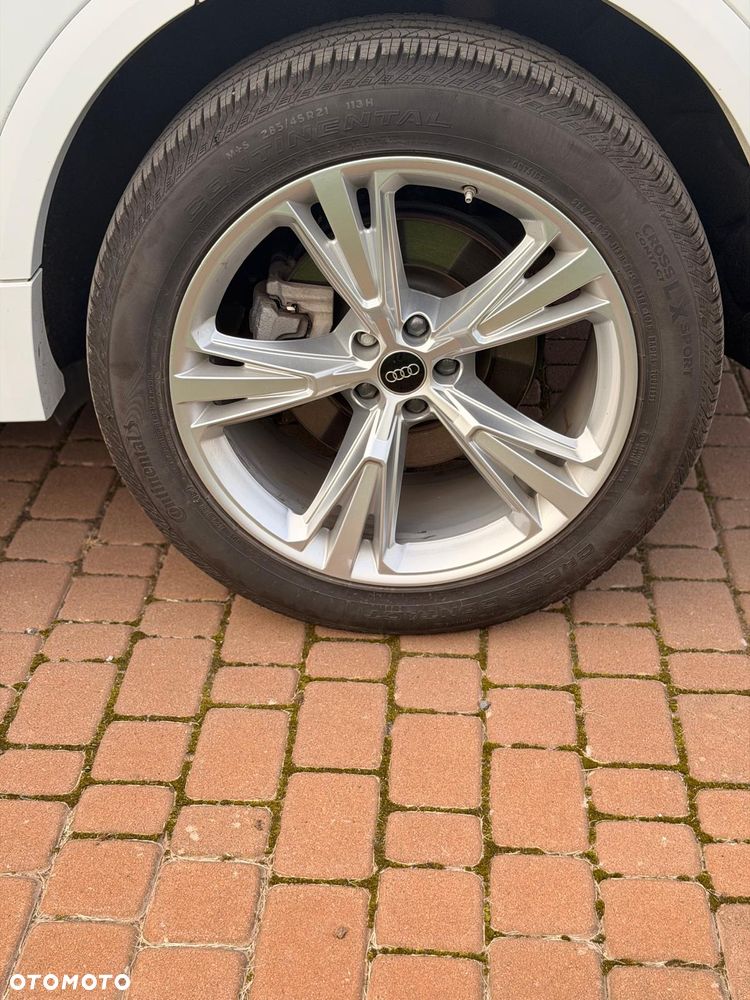 Audi Q8 55 TFSI mHEV Quattro Tiptronic - 9