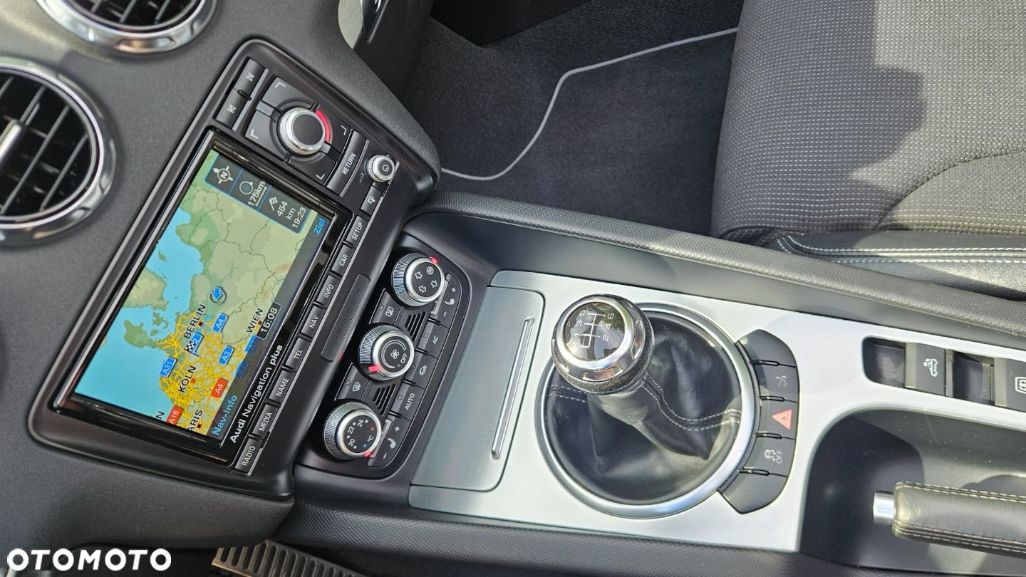 Audi TT Coupé Roadster 2.0 TDI quattro - 30