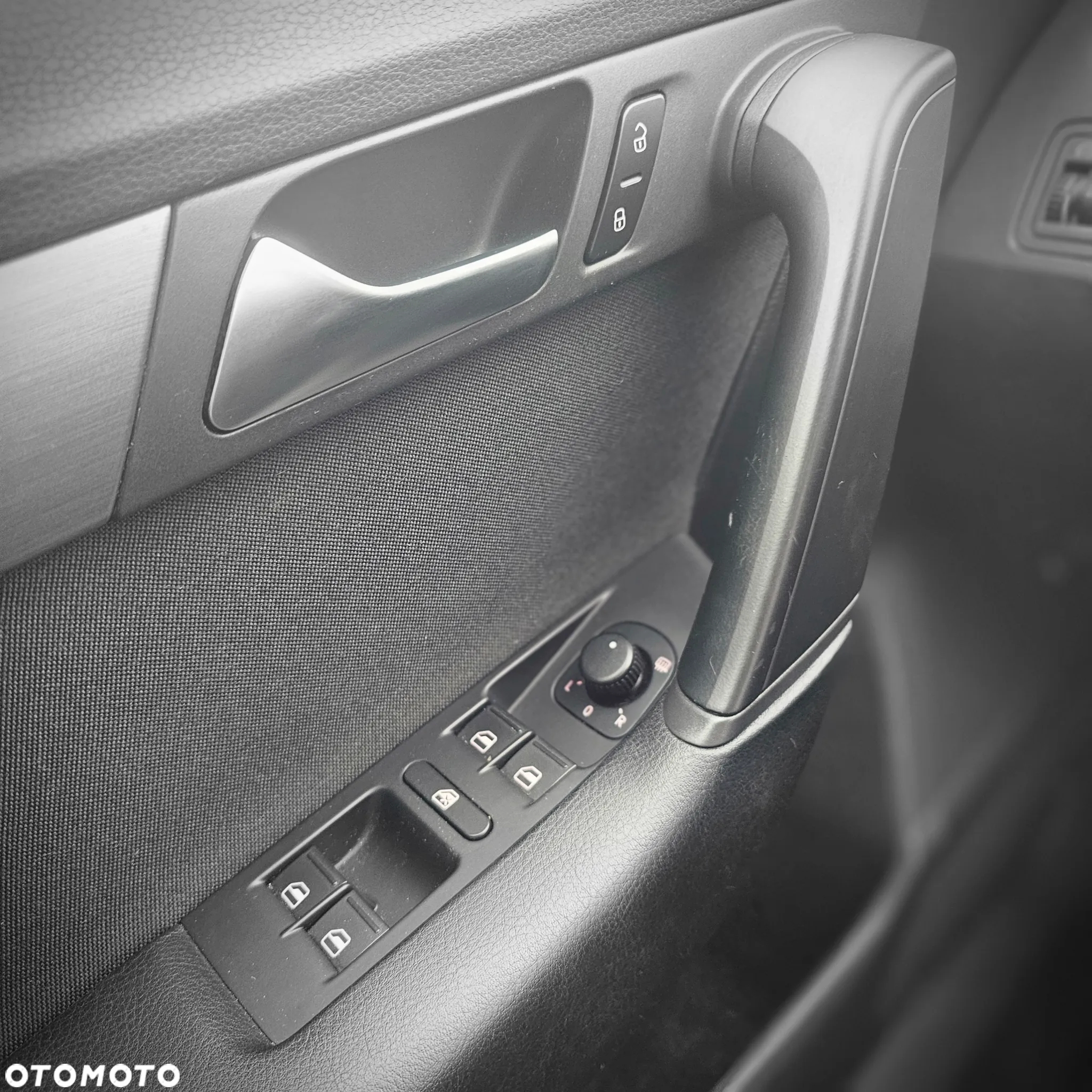 Volkswagen Passat - 11