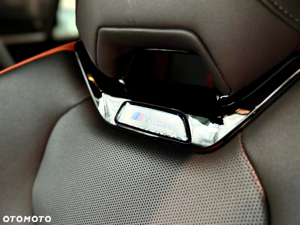 BMW M5 xDrive - 17