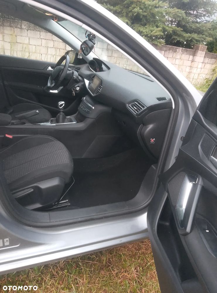 Peugeot 308 - 12