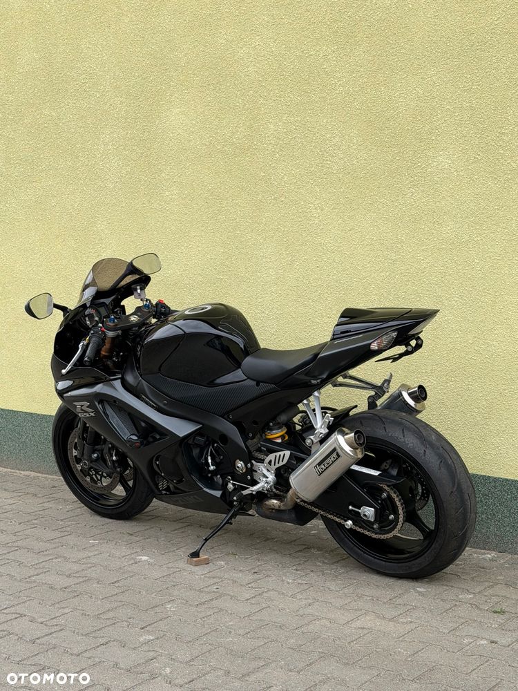 Suzuki GSX-R - 19