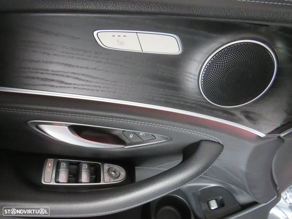 Mercedes-Benz E 220 d AMG Line 7L - 12