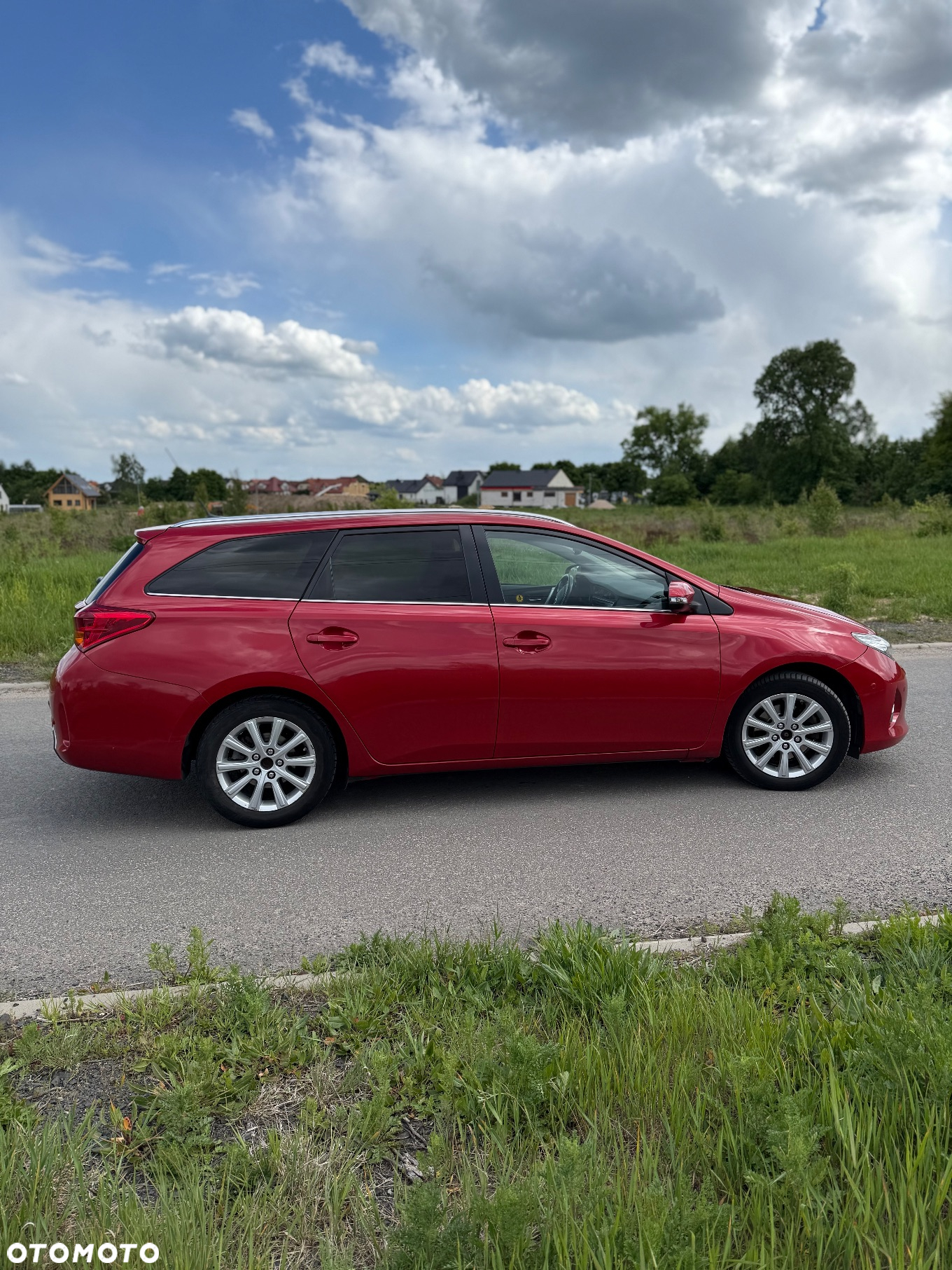 Toyota Auris 2.0 D-4D Touring Sports Executive - 8