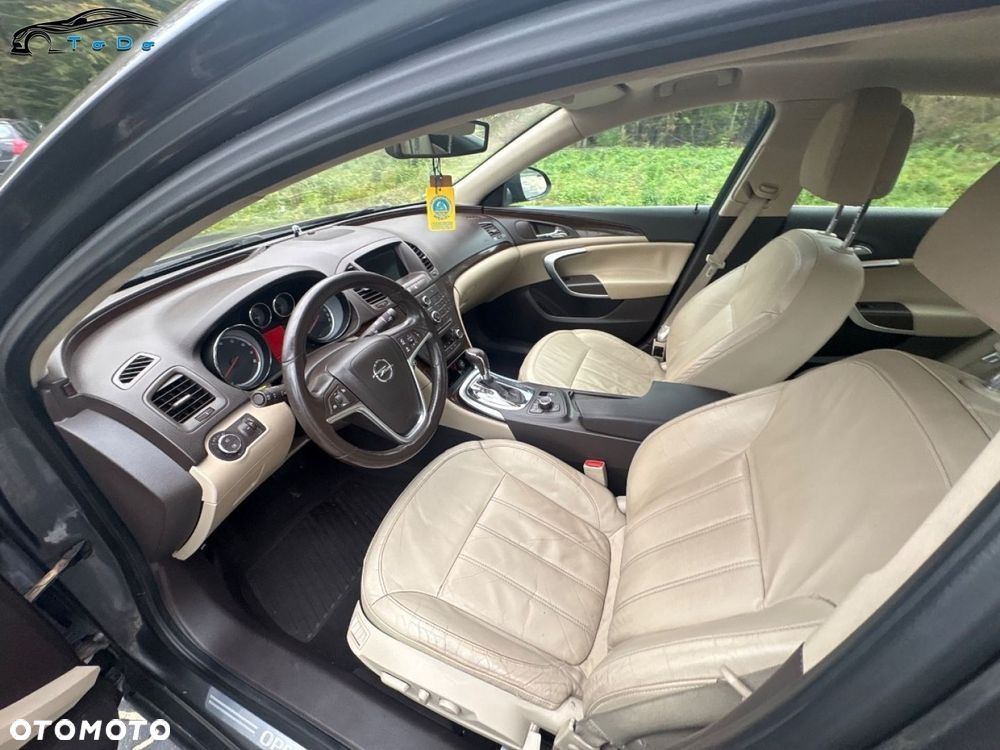 Opel Insignia 2.8 V6 Turbo 4x4 Automatik Cosmo - 17