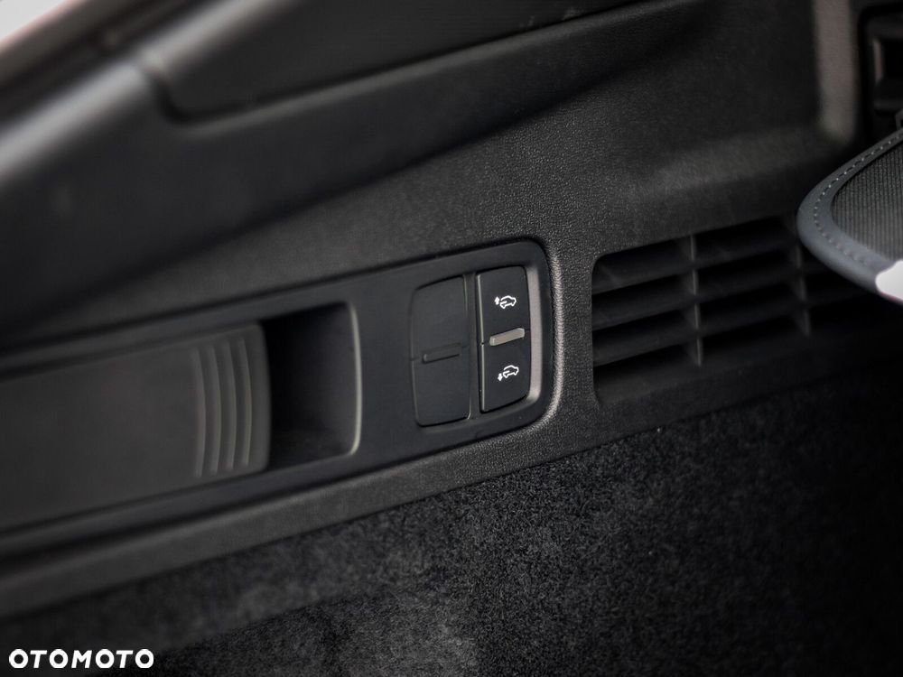 Audi Q5 Sportback - 8