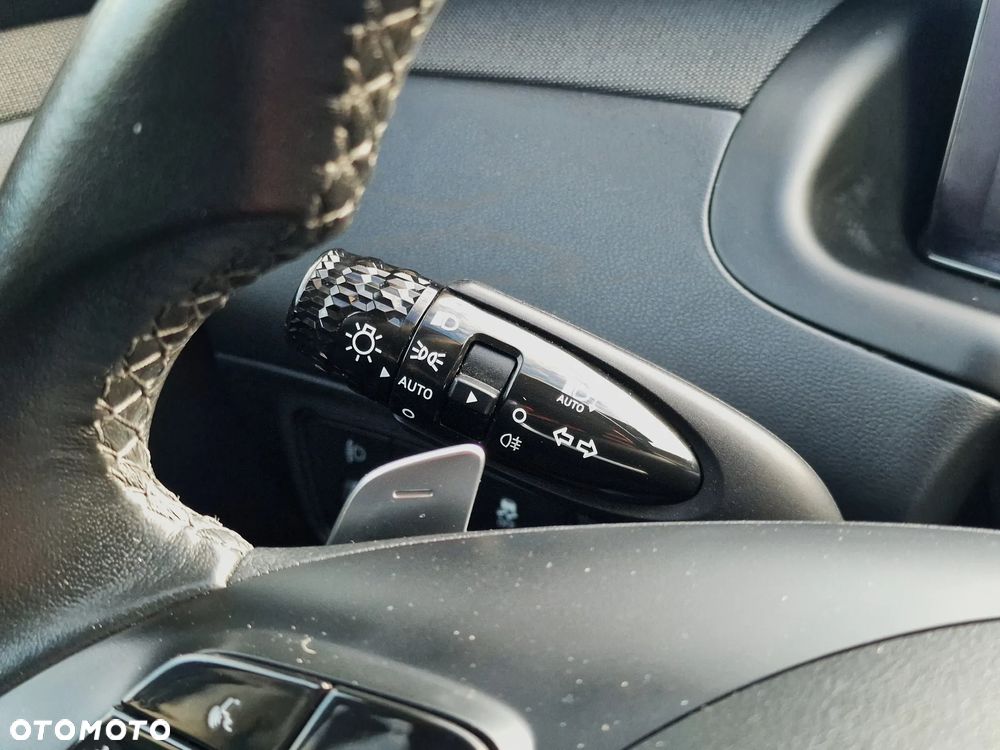 Hyundai Tucson 1.6 T-GDi HEV Modern 2WD - 37