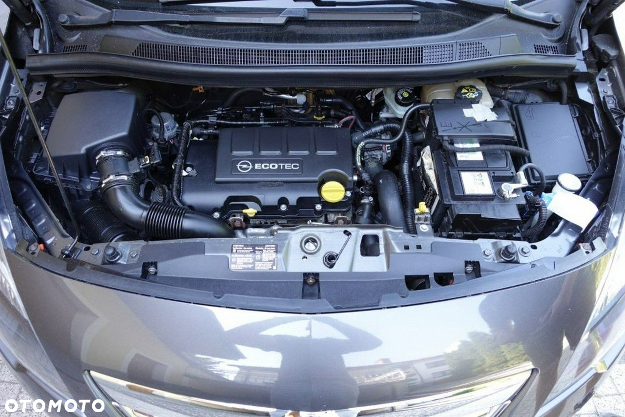 Opel Meriva - 11