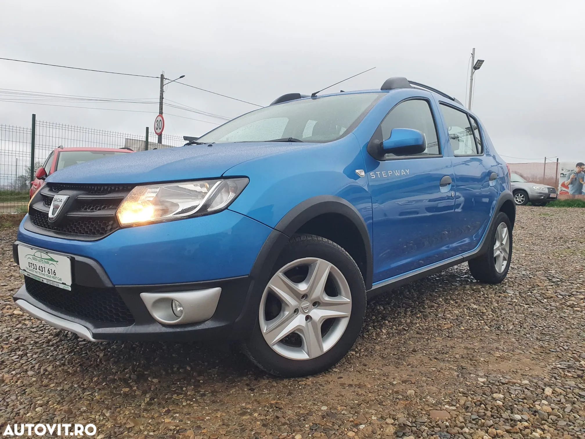 Dacia Sandero Stepway dCi 90 Prestige - 1