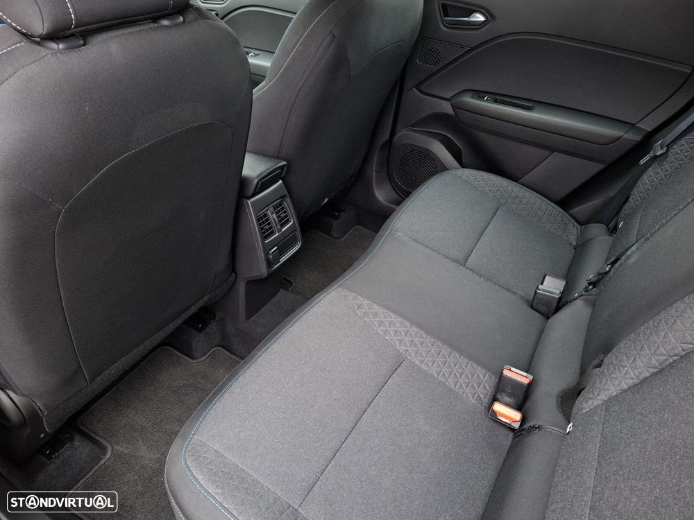 Renault Captur - 27