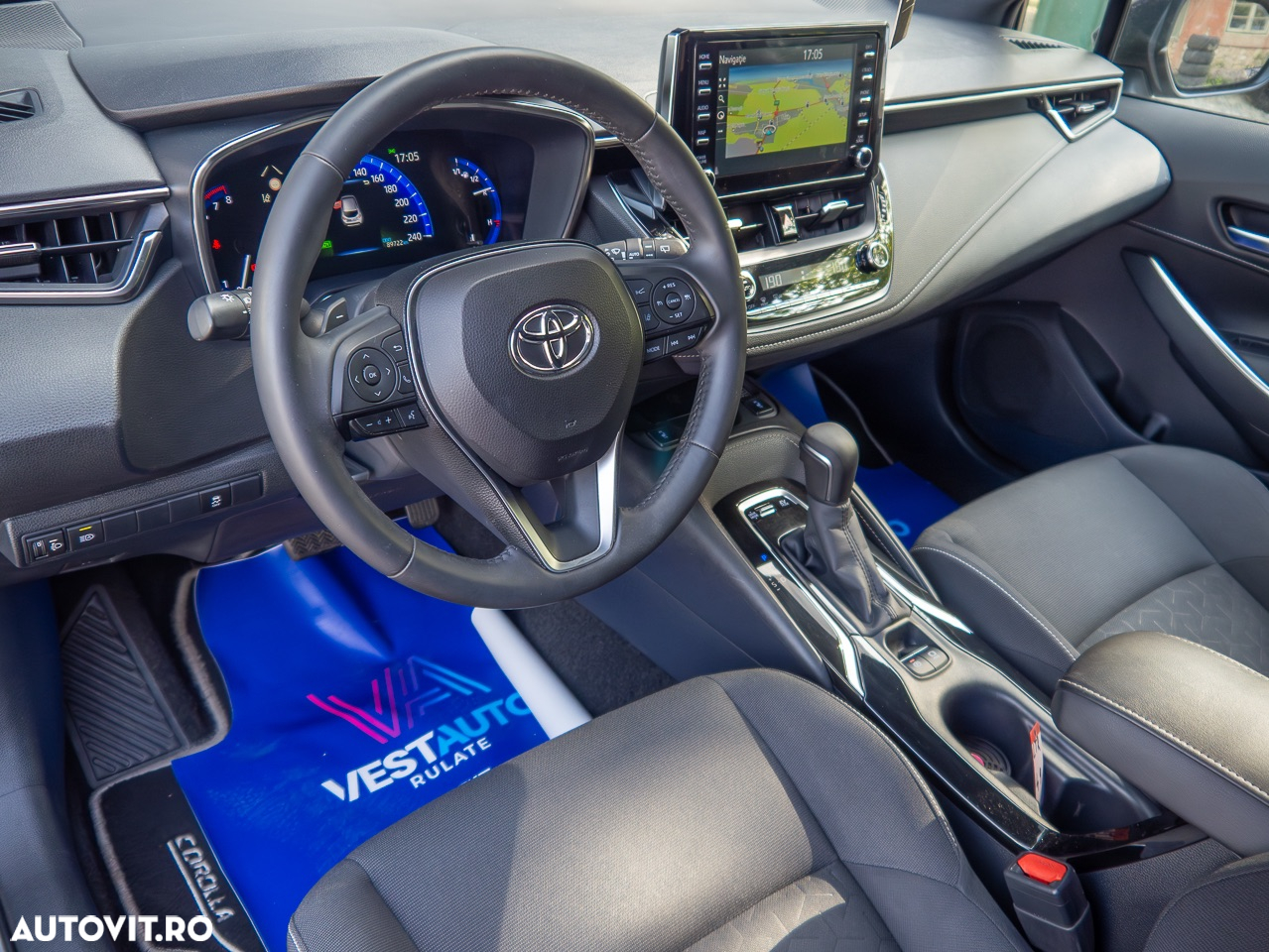Toyota Corolla 2.0 HSD Exclusive Plus Bi-tone - 4