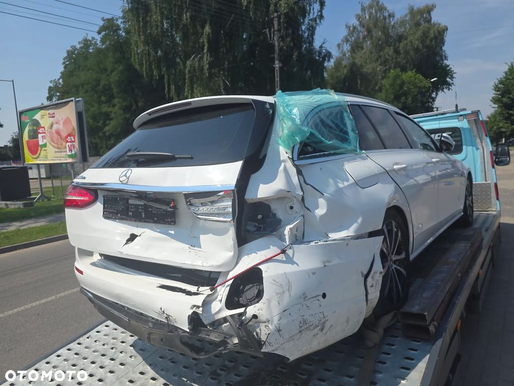 Mercedes-Benz Klasa E 300 de 9G-TRONIC Exclusive - 8