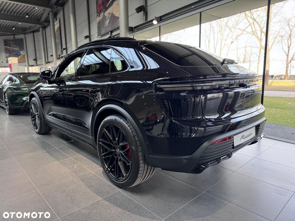 Porsche Macan - 3