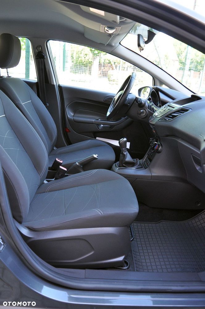 Ford Fiesta 1.25 Ambiente EU5 - 18
