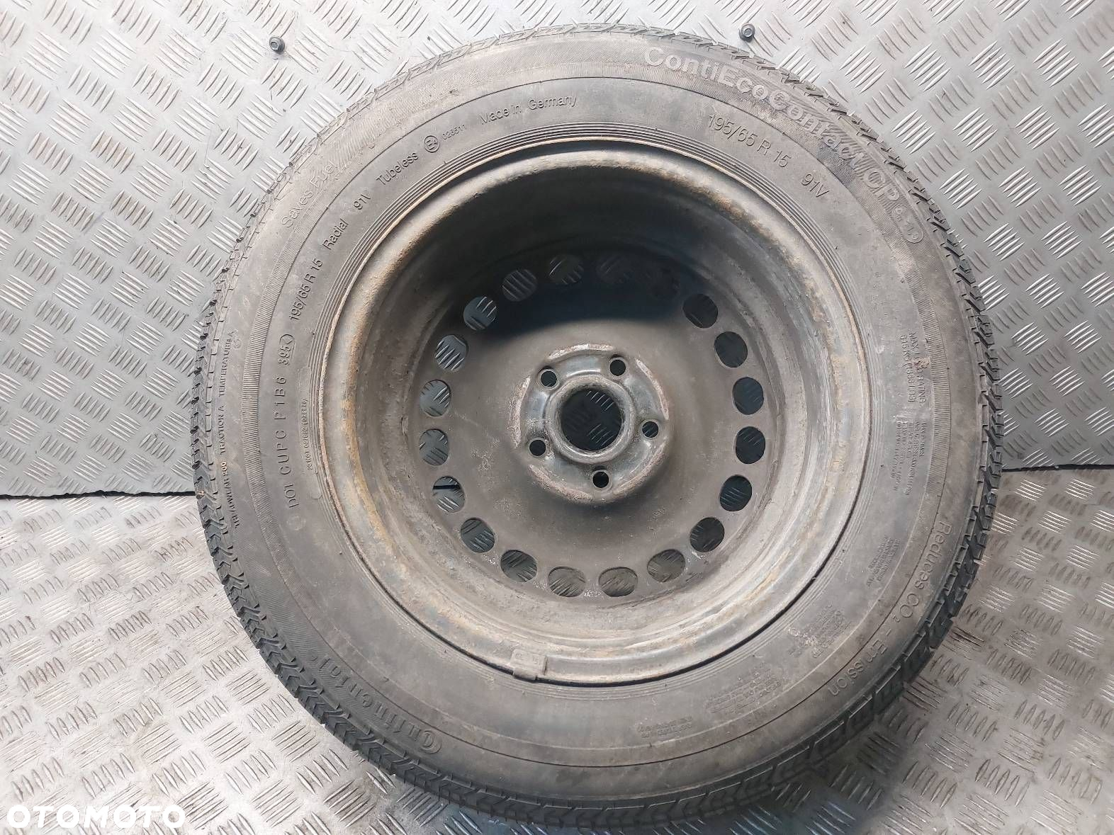 KOŁO ZAPASOWE ZAPAS VW PASSAT B5 5X112 6J ET45 FI57.1 195/65R15 - 4