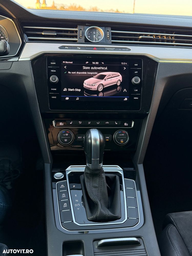 Volkswagen Passat Variant 2.0 TDI SCR 4Motion DSG Highline - 11
