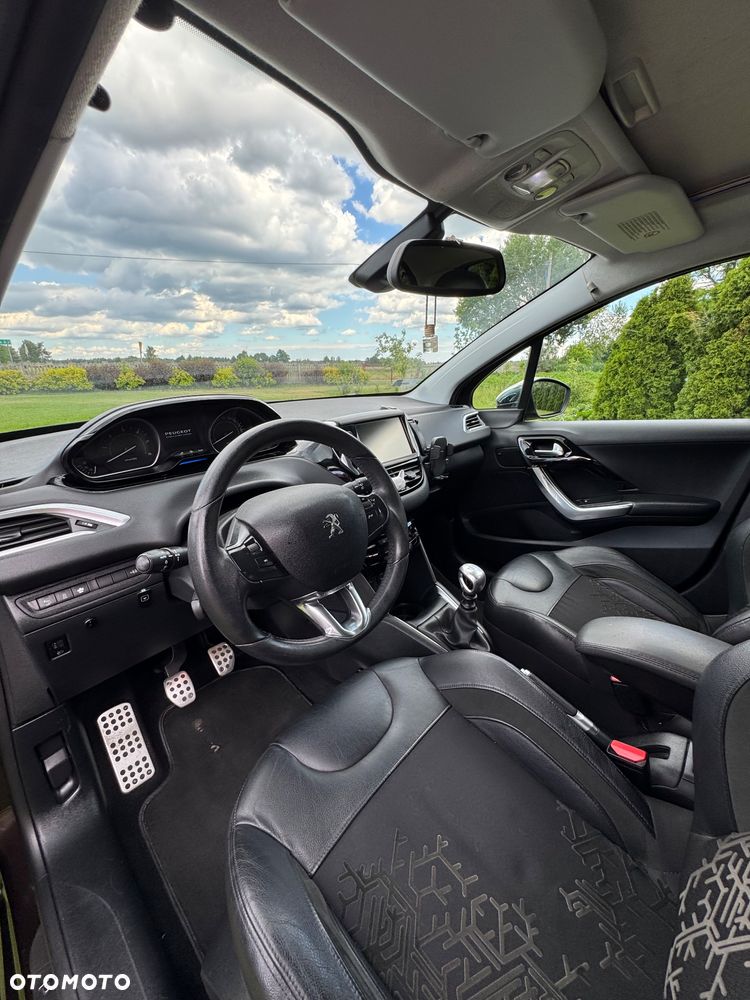 Peugeot 208 1.6 e-HDi Allure STT - 13