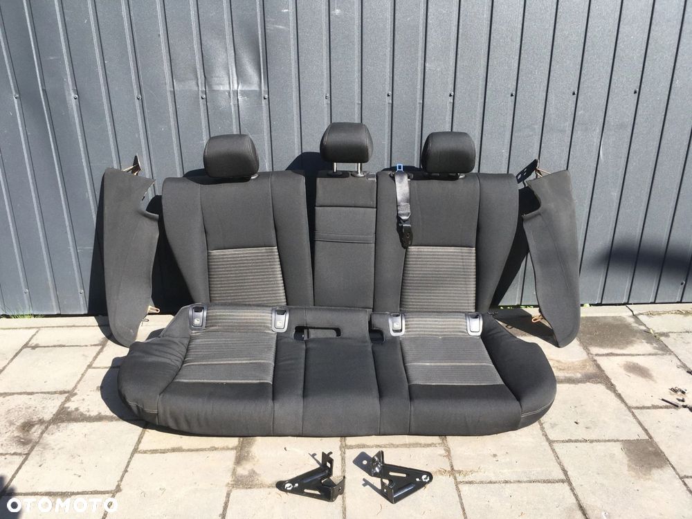 TYLNA KANAPA MERCEDES BENZ W213 - 1