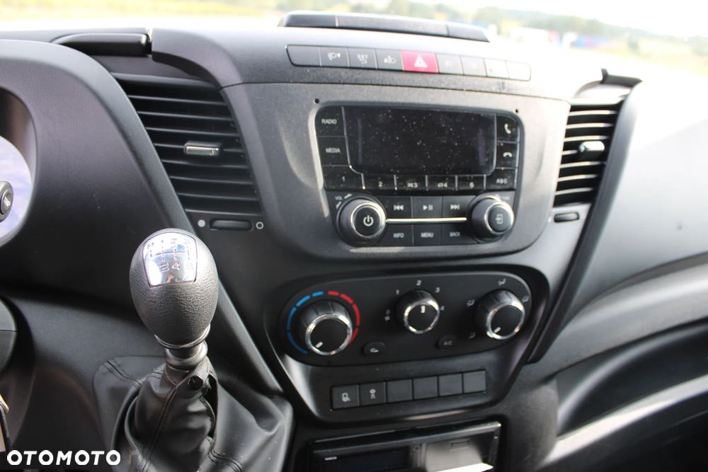 Iveco Daily 72C15 72C18 70C Firanka Firana Skrzynia Plandeka WINDA Przebieg tylko 45 566 KM Import Niemcy jak nowy 65C 50C 35C - 8