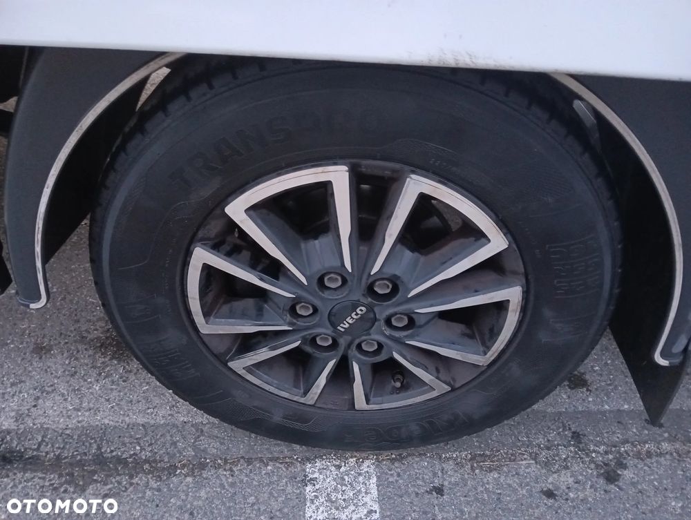 Iveco DAILY NPS - 33