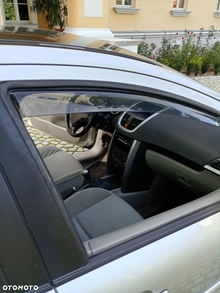 Peugeot 207 1.6 HDi 16V Sporty - 30