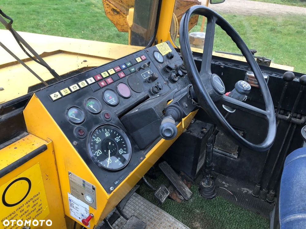 Manitou MRT VOLVO MOELVEN WIDŁY KOSZ - 37