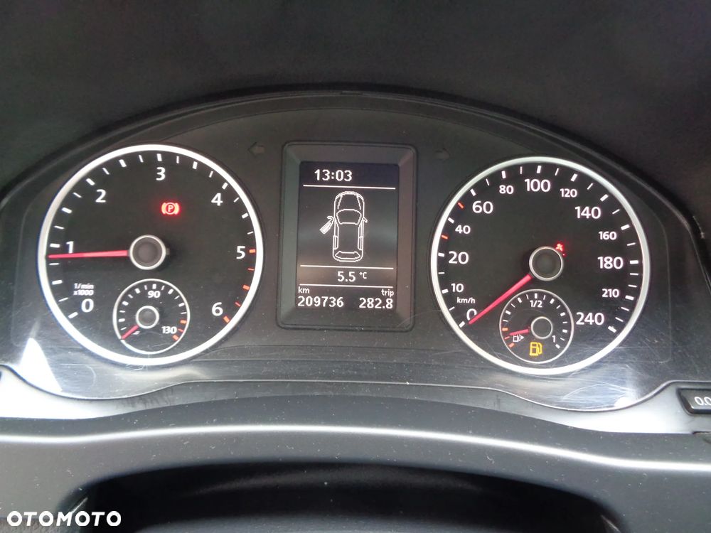 Volkswagen Tiguan 2.0 TDI DPF BlueMotion Technology Cup Sport & Style - 15