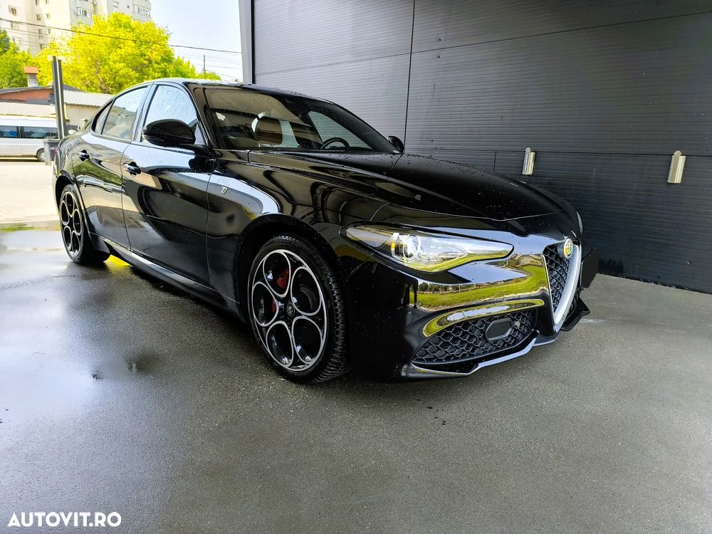 Alfa Romeo Giulia 2.0 Turbo AWD AT8 Veloce - 5