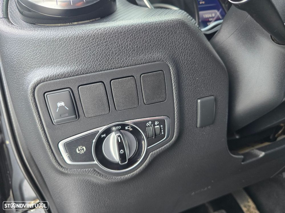 Mercedes-Benz X 250 d Power 4-Matic - 27