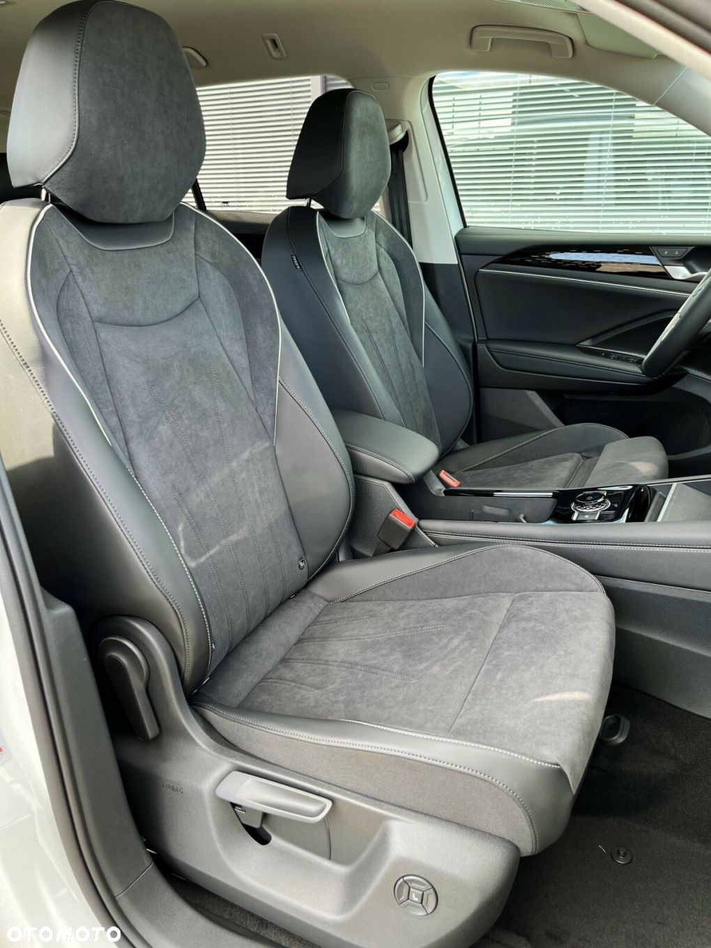 Volkswagen Tiguan 2.0 TDI Elegance DSG - 10