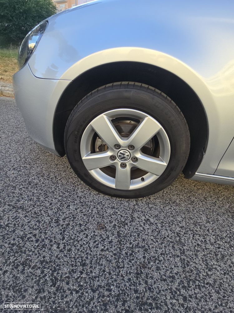 VW Golf Variant 1.6 TDi Confortline - 34