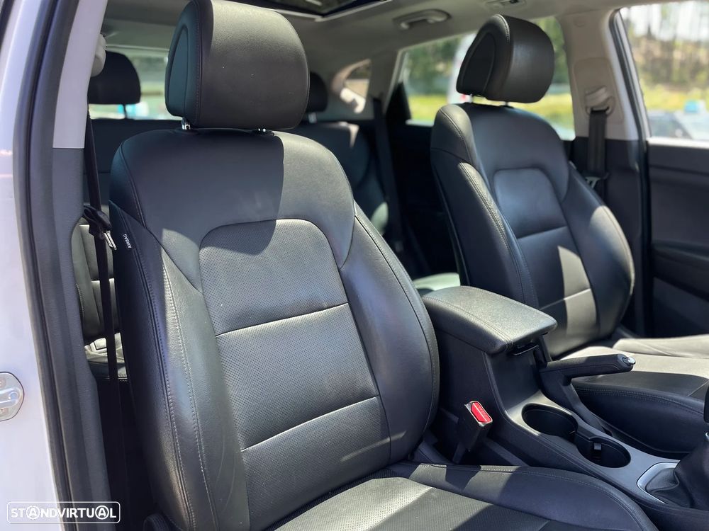 Hyundai Tucson 1.7 CRDi Executive - 14