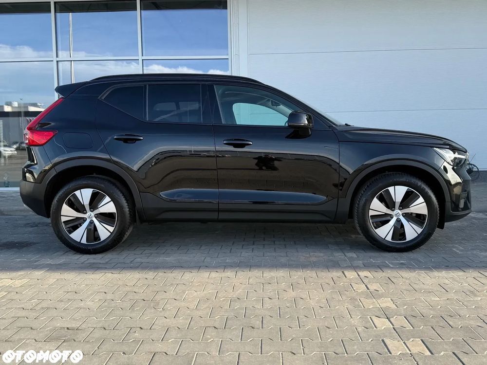 Volvo XC 40 T2 Plus Dark - 23