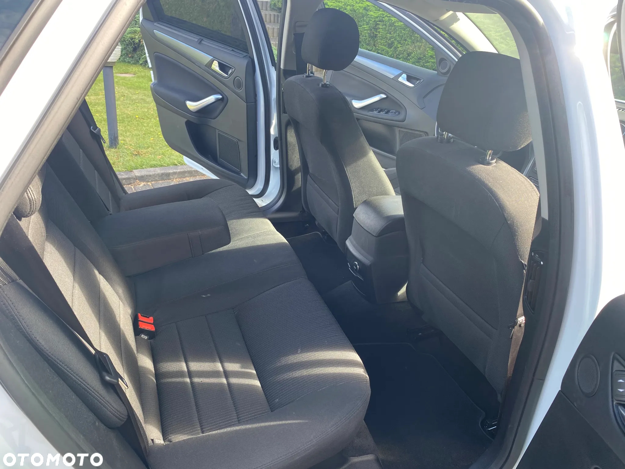 Ford Mondeo 2.0 TDCI Business Edition - 21