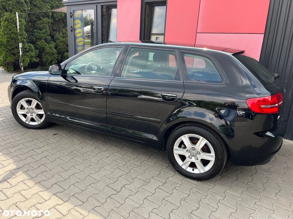 Audi A3 Sportback 1.2 TFSI Attraction - 9