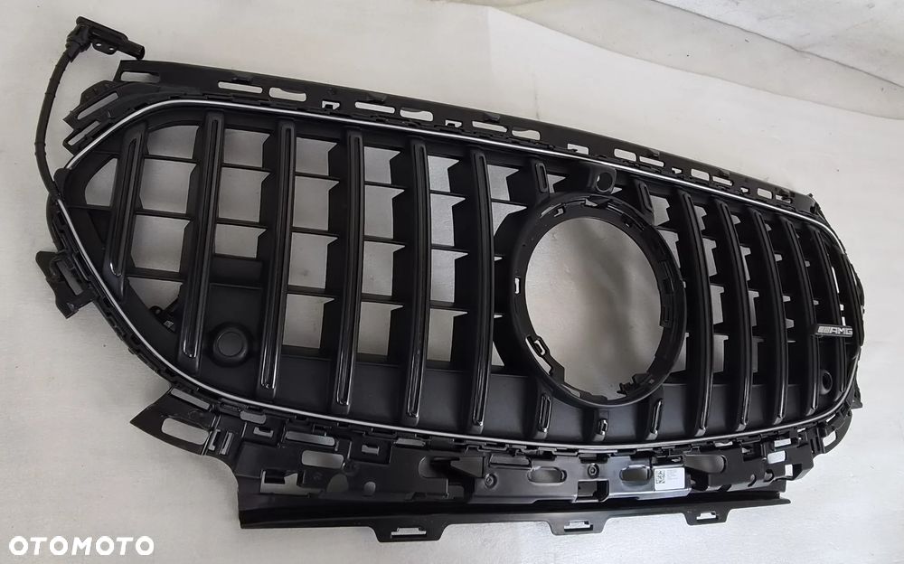 GRILL MERCEDES E-KLASA W214 AMG 21- A2148889100 / A2148806502 / A2149066900 - 3