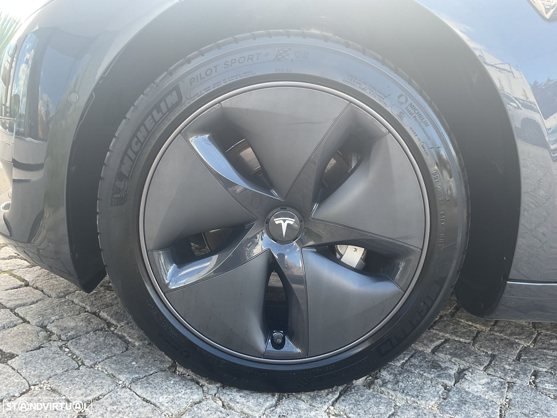 Tesla Model 3 Standard RWD Plus - 16