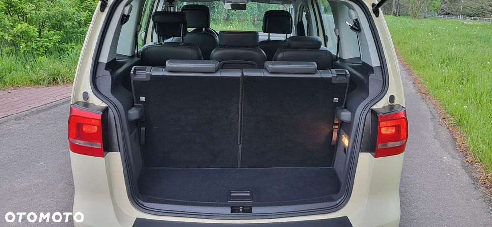 Volkswagen Touran - 6