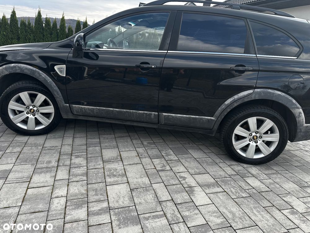 Chevrolet Captiva 2.0 4WD 7 Sitzer Automatik LT - 9