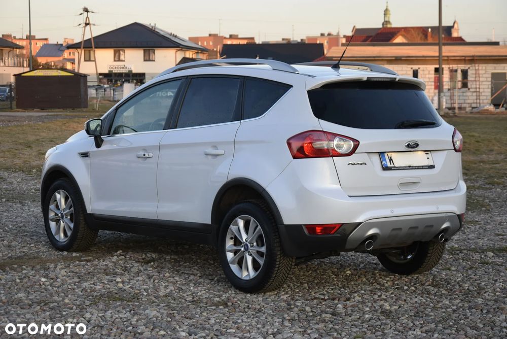 Ford Kuga 2.0 TDCi FWD Titanium Plus - 23