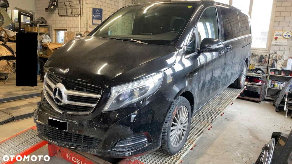 Mercedes-Benz Klasa V 250 (BlueTEC) d extralang 4Matic 7G-TRONIC Avantgarde - 2