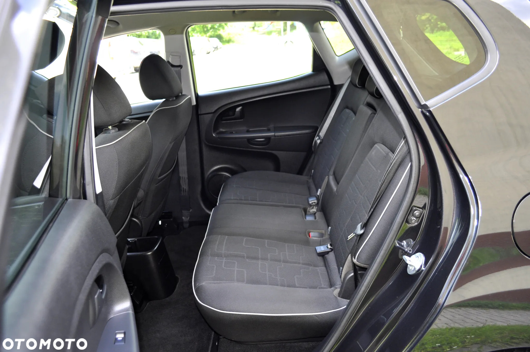 Kia Venga 1.6 CRDi 128 Business Line - 21